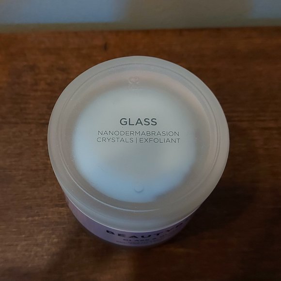 BeautyBio Glass & Gloss Megawatt Glow Pro-Facial - Picture 2 of 6